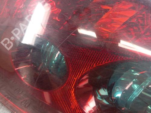 Right taillight PEUGEOT 407 (6D_) 2.0 HDi 135 (6DRHRH, 6DRHRE, 6DRHRG, 6DRHRJ) | BP29247656C35 