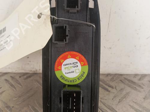 Left front window switch PEUGEOT 2008 I (CU_) 1.2 THP 110 / PureTech 110 | BP29569275I27 