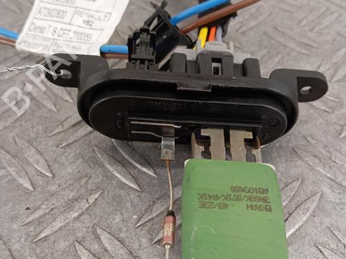 Used Heater resistor Heater resistor RENAULT MASTER III Van (FV) 2.3 dCi 135 FWD (FV0N, FV08, FV06, FV00, FV1S) (136 hp) 28348191 28348191