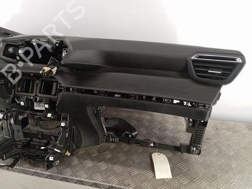 Used Dashboard Dashboard PEUGEOT 2008 II (UD_, US_, UY_, UJ_, UR_, UC_) 1.2 PureTech 130 (USHNS, URHNS) (130 hp) 28339837 28339837