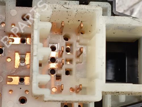 Used Left front window switch Left front window switch 37240536 37240536