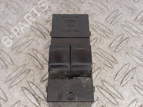 Used Left front window switch NISSAN MICRA III (K12) 1.4 16V (88 hp) 29845222