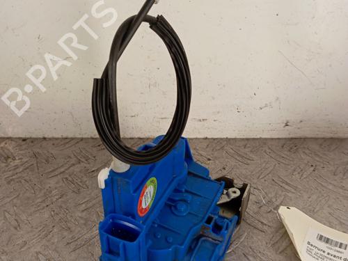 Used Front right lock FIAT 500L (351_, 352_) 0.9 (199LYC1B) (105 hp) 28345731