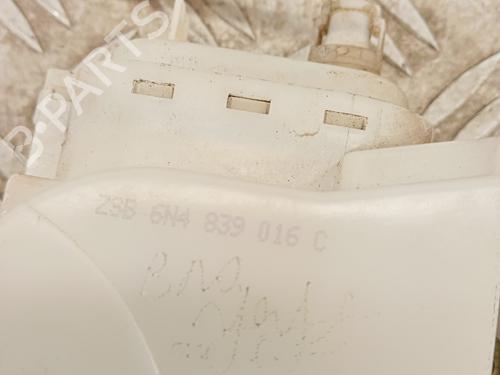 Rear right lock VW POLO (6N2) 1.9 SDI | BP30156636C99