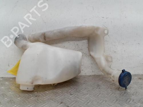 Used Windscreen washer tank PEUGEOT 208 I (CA_, CC_) 1.4 HDi (68 hp) 28348902