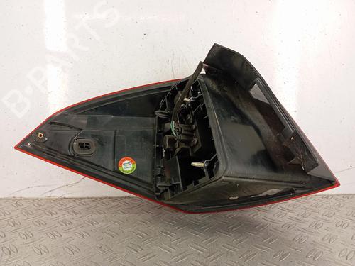Used Right taillight Right taillight 37528594 37528594