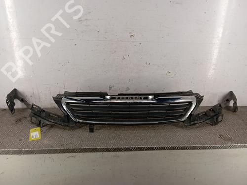 Used Grille PEUGEOT 308 SW II (LC_, LJ_, LR_, LX_, L4_) 1.6 BlueHDi 120 (120 hp) 32297319