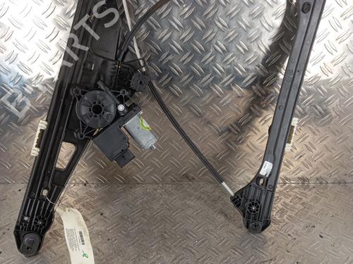 Used Front right window mechanism PEUGEOT 5008 II (MC_, MJ_, MR_, M4_) 1.5 BlueHDi 130 (MCYHZJ, MCYHZR, MCYHZX) (131 hp) 31115982