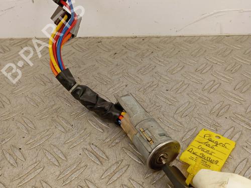 Ratlås/Tændingslås PEUGEOT 106 I (1A, 1C) 1.1 (60 hp) 30101326