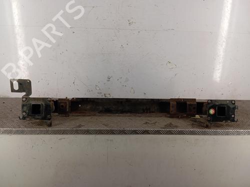 Used Front bumper reinforcement Front bumper reinforcement 33322842 33322842