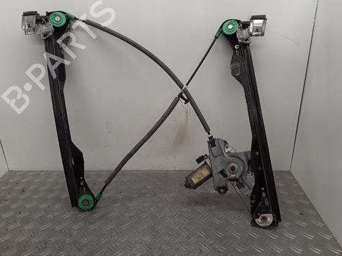 Lève-vitre avant droit FORD FOCUS I (DAW, DBW) 1.8 Turbo DI / TDDi (90 hp) 28348661