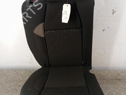 Rear seat PEUGEOT 2008 I (CU_) 1.2 VTi | BP29912899C17