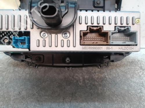 Used Radio Radio 28342389 28342389