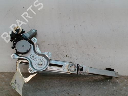 Używane Mechanizm podnoszenia szyby przedniej prawej TOYOTA AVENSIS Saloon (_T27_) 2.0 D-4D (ADT270_, ADT270R) (126 hp) 28349051