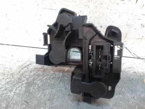 Lampeholder PEUGEOT 206 Hatchback (2A/C) 1.4 HDi eco 70 (68 hp) 28340930
