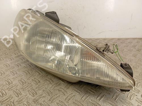 Used Right headlight Right headlight 32981878 32981878
