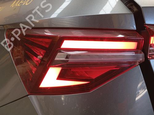 Used Left taillight Left taillight SKODA KAROQ (NU7, ND7) 1.5 TSI (150 hp) 33462825 33462825