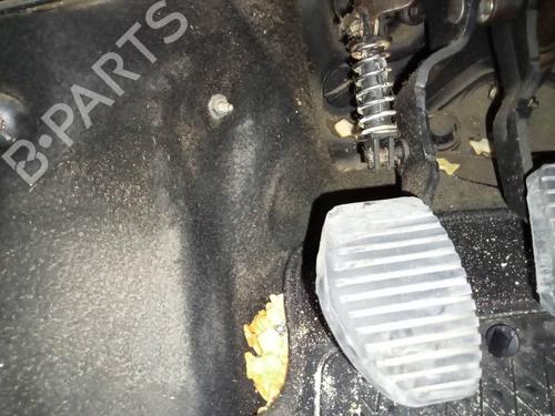 Used Clutch pedal PEUGEOT PARTNER Box Body/MPV [2008-2025]  20103429