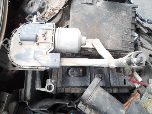 Used Front wiper motor VW GOLF PLUS V (5M1, 521) [2004-2013]  18621616