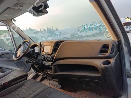 Højre bremsekaliber foran IVECO DAILY VI Platform/Chassis 33S15, 35S15, 35C15 | BP28074052M104 
