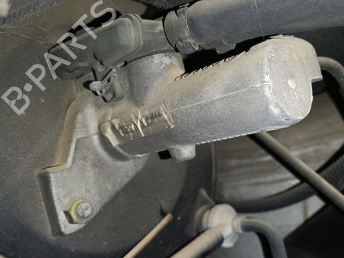 brake-master-cylinder-mercedes-benz-vito-mixto-van-w639-2003-32034951 main image