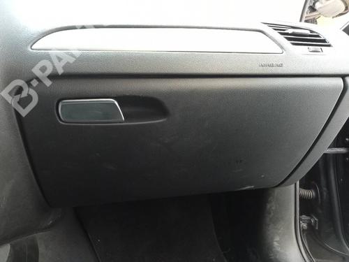 Used Glove box Glove box AUDI A4 B8 (8K2) 2.0 TDI (120 hp) 10560371 10560371