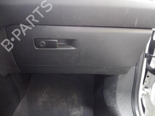 Used Glove box BMW X1 (F48) sDrive 18 d (150 hp) 18528997
