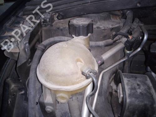 Used Expansion tank PEUGEOT 308 I (4A_, 4C_) 1.4 16V (95 hp) 16319219