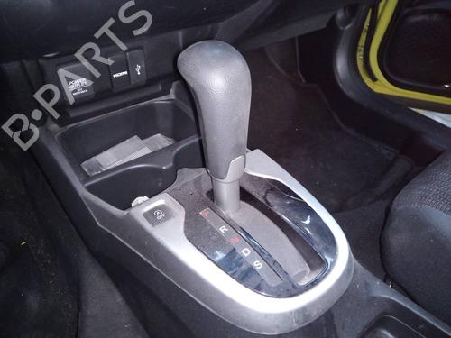 Used Gear lever HONDA JAZZ IV (GK_) 1.3 (102 hp) 12491554