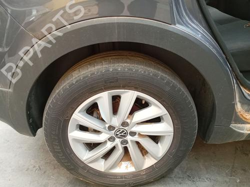 BP32498549C137 main image