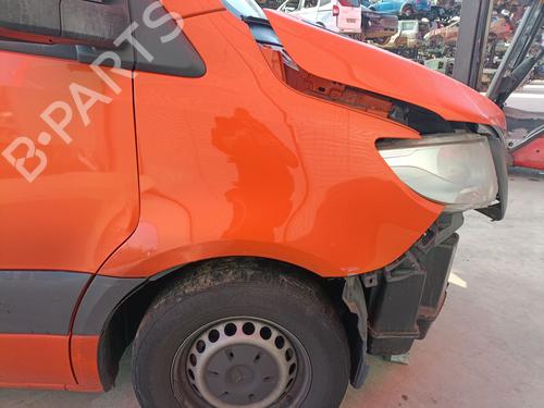 Used Right front fenders MERCEDES-BENZ SPRINTER 3,5-t Van (B907, B910) 314 CDI RWD (907.631, 907.633, 907.635, 907.637) (143 hp) 32078163