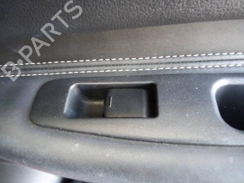 Used Right rear window switch NISSAN QASHQAI / QASHQAI +2 I (J10, NJ10, JJ10E) [2006-2014]  19506890