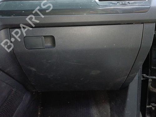 Hanskerom VW TIGUAN (AD1, AX1) 2.0 TDI (150 hp) 29942395