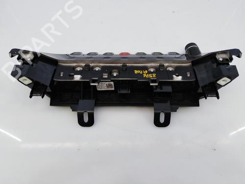 Radio PEUGEOT 208 II (UB_, UP_, UW_, UJ_) 1.2 PureTech 100 | BP7298104E6 