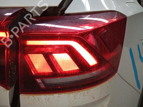 Used Right taillight Right taillight VW T-ROC (A11, D11) 2.0 TDI SCR (116 hp) 33027413 33027413