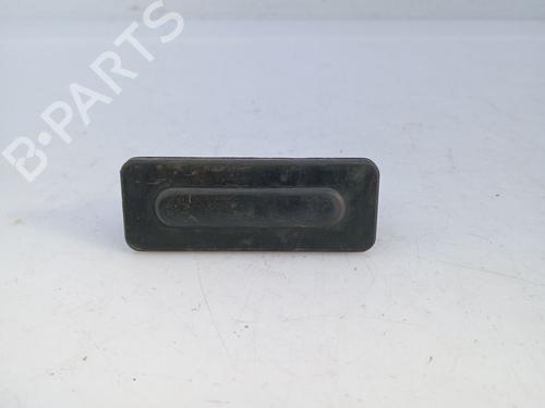 Used Tailgate handle PEUGEOT 308 II (LB_, LP_, LW_, LH_, L3_) [2013-2021]  19694465