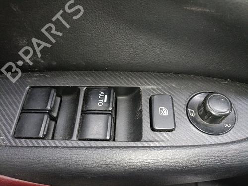 Used Left front window switch Left front window switch MAZDA CX-3 (DK) 1.5 SKYACTIV-D (DK2WS, DK5FW) (105 hp) 36448418 36448418
