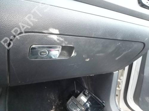 Used Glove box VW GOLF V (1K1) [2003-2010]  10809909