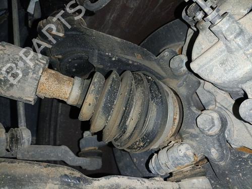 Used Left front steering knuckle FORD KUGA II (DM2) 2.0 TDCi 4x4 (150 hp) 27175777