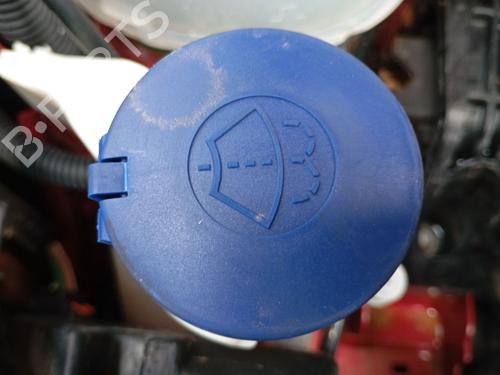 Used Windscreen washer tank OPEL CORSA F (P2JO) 1.2 (68) (101 hp) 28097701