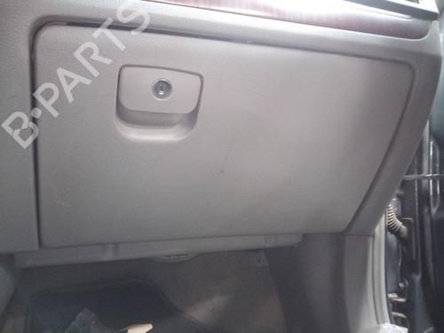 Used Glove box HYUNDAI SANTA FÉ II (CM) 2.2 CRDi 4x4 (155 hp) 17491526