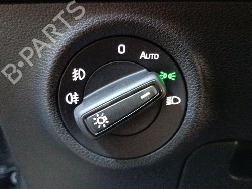 headlight-switch-skoda-karoq-nu7-nd7-2017-33460623 main image