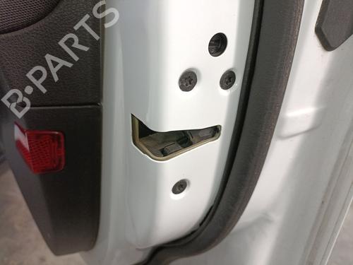 Used Front right lock FORD FOCUS III Turnier 1.5 TDCi (120 hp) 32388438