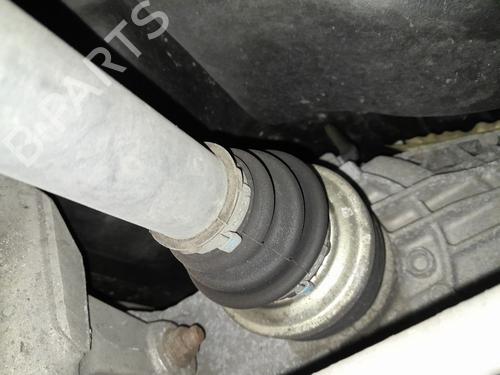 Used Right rear driveshaft PORSCHE PANAMERA (970) 3.0 D (250 hp) 24682109