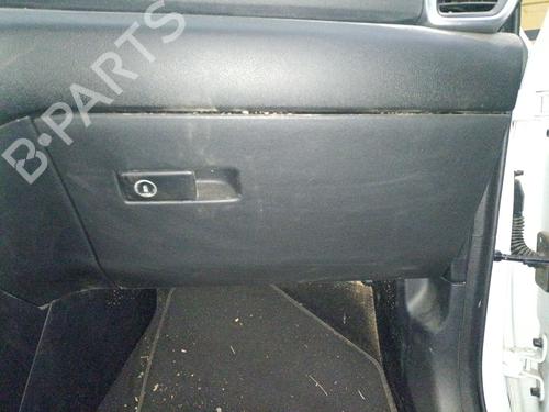 Used Glove box KIA SPORTAGE IV (QL, QLE) 1.6 GDI (132 hp) 30725107