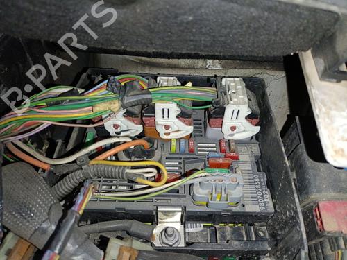 Used Fuse box PEUGEOT 5008 (0U_, 0E_) 2.0 HDi 150 / BlueHDi 150 (150 hp) 31947275