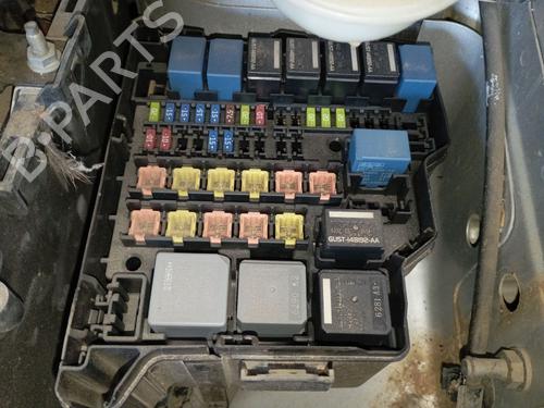 Used Fuse box FORD TOURNEO COURIER B460 MPV 1.5 EcoBlue (100 hp) 27712401