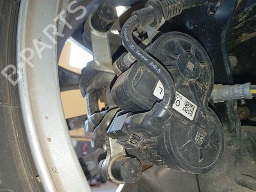 Used Left rear brake caliper BMW 1 (F40) 118 d (150 hp) 29204859