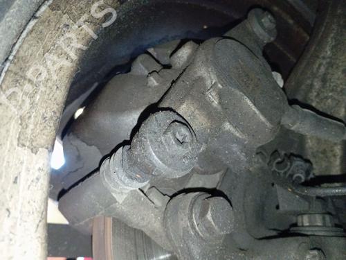 Used Left front brake caliper Left front brake caliper MERCEDES-BENZ C-CLASS (W205) C 200 BlueTEC / d (205.037) (136 hp) 40072316 40072316