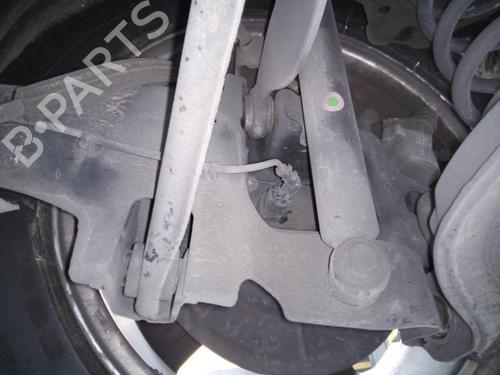 Used Right rear steering knuckle VOLVO V40 Hatchback (525) D2 (114 hp) 11105864